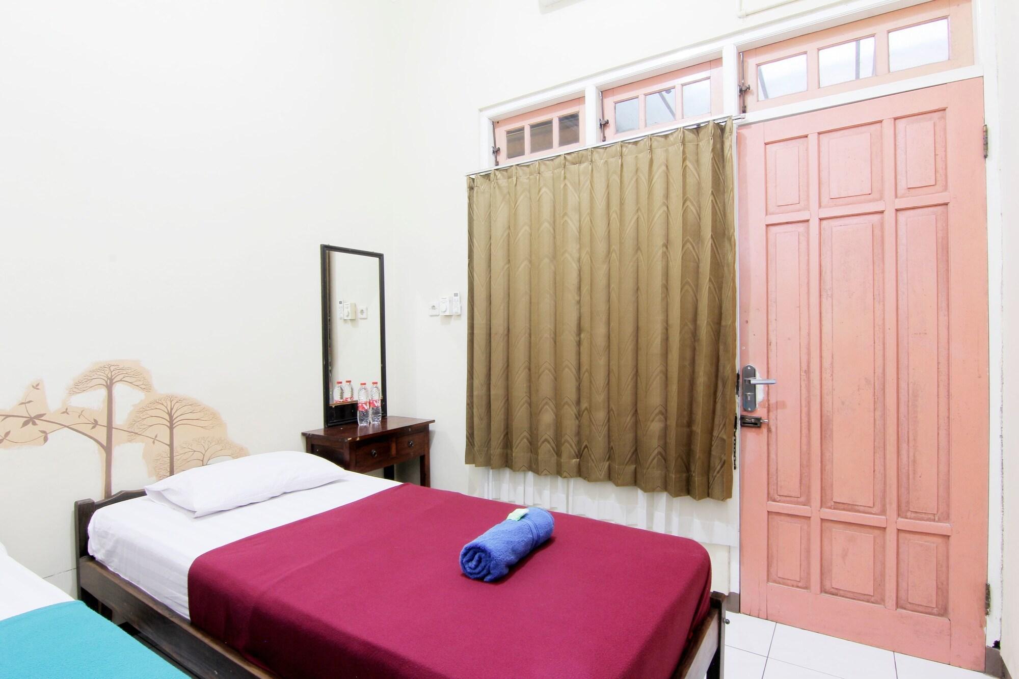 Monica Hotel Yogyakarta Exterior foto